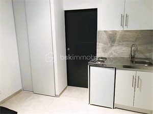 studio à la vente -   83550  VIDAUBAN, surface 14 m2 vente studio - UBI472429814